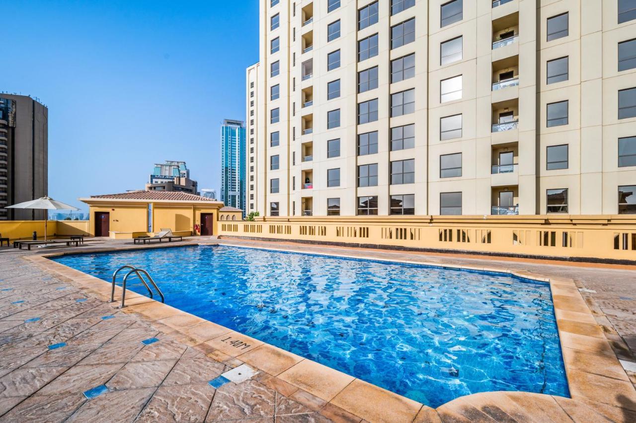 Lovely 2-Bed Condo In Jbr - 5 Mins From Beach - Palm View! Dubai Exterior foto
